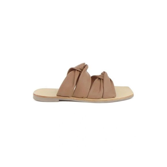 Caverley NIB Butter Soft Napa Tan Leather JOY Slide Sandals, Size 9M - Picture 1 of 6